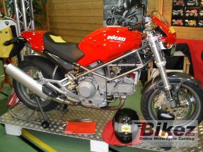 2001 ducati monster 900 photo